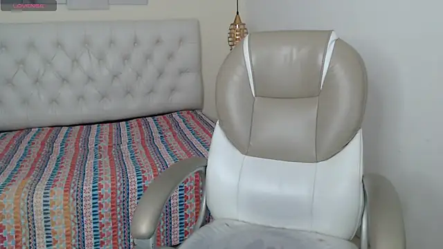 Snapshot of Jheidertwink chatting on 18, 12, 2024 Jheidertwink online show from 18, 12, 2024