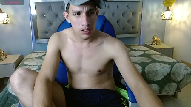 Snapshot of Jheidertwink chatting on 29, 12, 2024 Jheidertwink online show from 29, 12, 2024