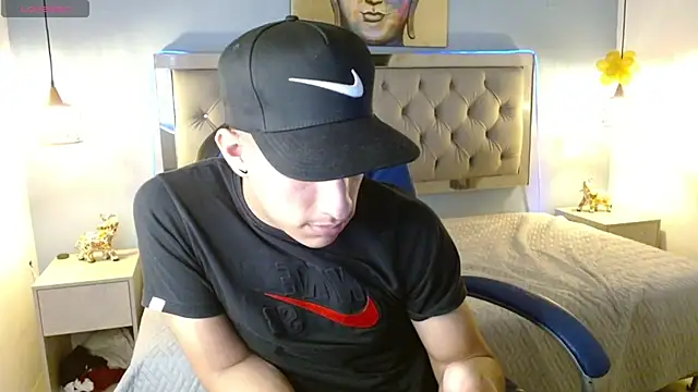 Snapshot of Jheidertwink chatting on 24, 1, 2025 Jheidertwink online show from 24, 1, 2025