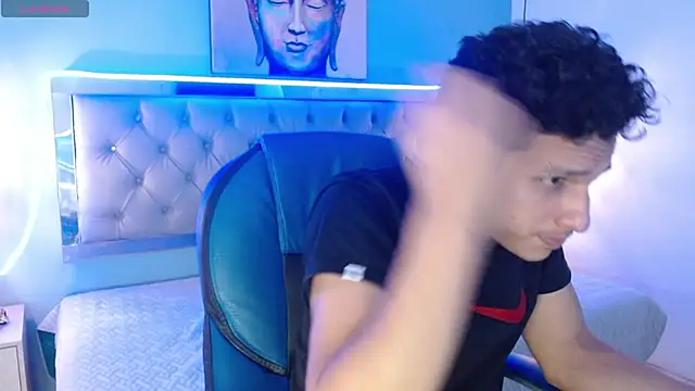 Snapshot of Jheidertwink chatting on 11, 2, 2025 Jheidertwink online show from 11, 2, 2025