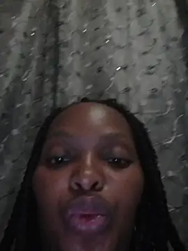 Snapshot of wet_Lips_x_x chatting on 18, 12, 2024 wet Lips x x online show from 18, 12, 2024