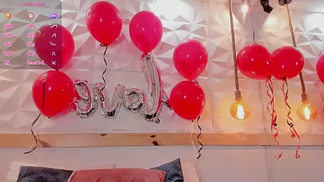 CarlaRossi  online show from 15, 2, 2025