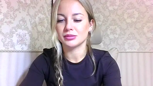 Snapshot of jennifer838 chatting on 8, 10, 2025 jennifer838 online show from 8, 10, 2025