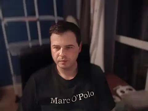 Snapshot of CuteMan33 chatting on 22, 10, 2025 CuteMan33 online show from 22, 10, 2025