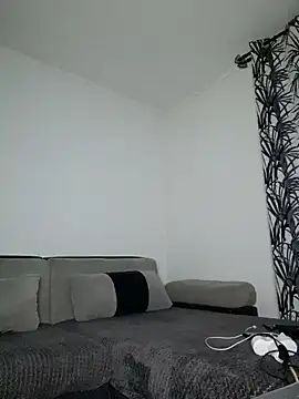 AudreyJoy online show from 9, 1, 2025