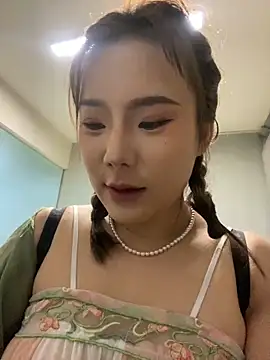 ChuChu1991 online show from 3, 1, 2025