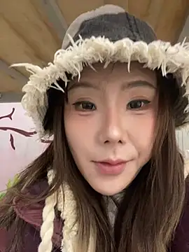 ChuChu1991 online show from 9, 2, 2025