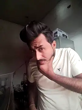 Rainted Boyfriend 00x online show from 2, 1, 2025