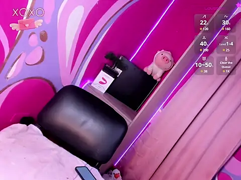 Snapshot of babylinsie chatting on 3, 3, 2025 babylinsie online show from 3, 3, 2025