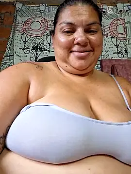 chubby sexy big tits online show from 17, 9, 2025