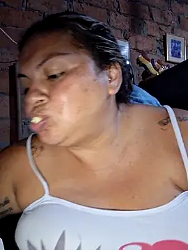 chubby sexy big tits online show from 21, 9, 2025