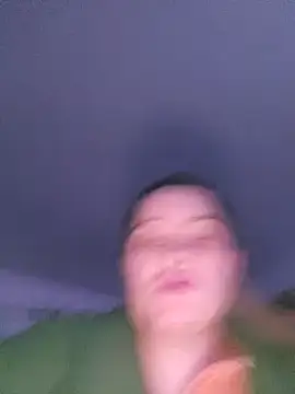 Snapshot of houy111111 chatting on 18, 12, 2024 houy111111 online show from 18, 12, 2024