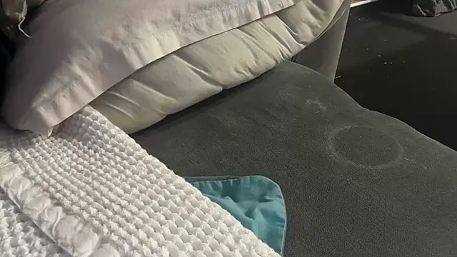 Snapshot of houy111111 chatting on 25, 10, 2025 houy111111 online show from 25, 10, 2025