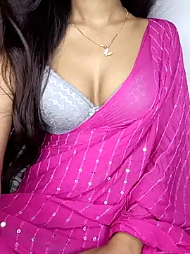 Snapshot of sexyriya_008 chatting on 4, 10, 2025 sexyriya 008 online show from 4, 10, 2025