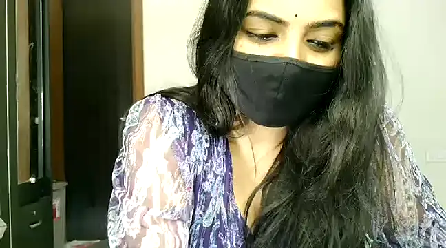 Snapshot of Hritvika chatting on 1, 3, 2025 Hritvika online show from 1, 3, 2025