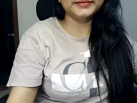 Snapshot of Hritvika chatting on 4, 3, 2025 Hritvika online show from 4, 3, 2025