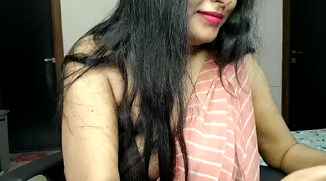 Snapshot of Hritvika chatting on 8, 3, 2025 Hritvika online show from 8, 3, 2025
