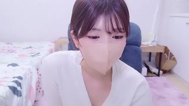 Snapshot of Runarunapi chatting on 28, 9, 2025 Runarunapi online show from 28, 9, 2025