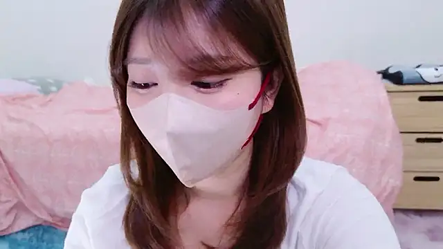 Snapshot of Runarunapi chatting on 12, 11, 2025 Runarunapi online show from 12, 11, 2025