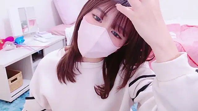 Snapshot of Runarunapi chatting on 17, 12, 2025 Runarunapi online show from 17, 12, 2025