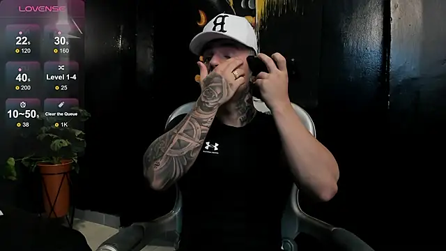 Flynn Riider online show from 10, 3, 2026