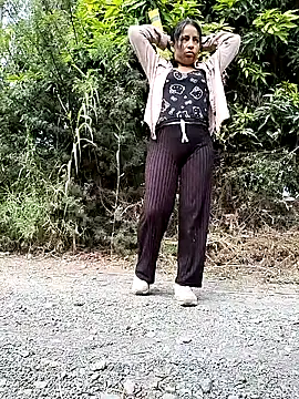 Danna-linyi online show from 24, 3, 2026