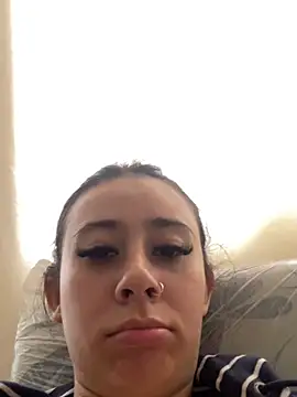 Zoee t online show from 1, 2, 2025