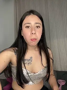 Zoee t online show from 7, 3, 2025