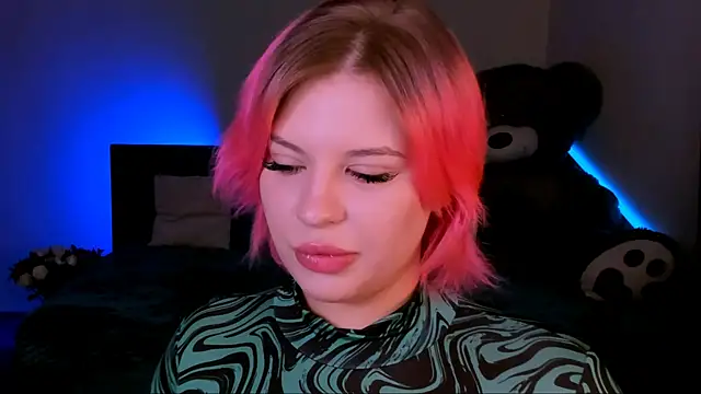 Snapshot of evaharve chatting on 15, 2, 2025 evaharve online show from 15, 2, 2025