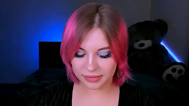 Snapshot of evaharve chatting on 14, 3, 2025 evaharve online show from 14, 3, 2025