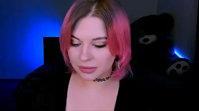 Snapshot of evaharve chatting on 15, 3, 2025 evaharve online show from 15, 3, 2025