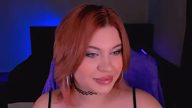 Snapshot of evaharve chatting on 4, 10, 2025 evaharve online show from 4, 10, 2025