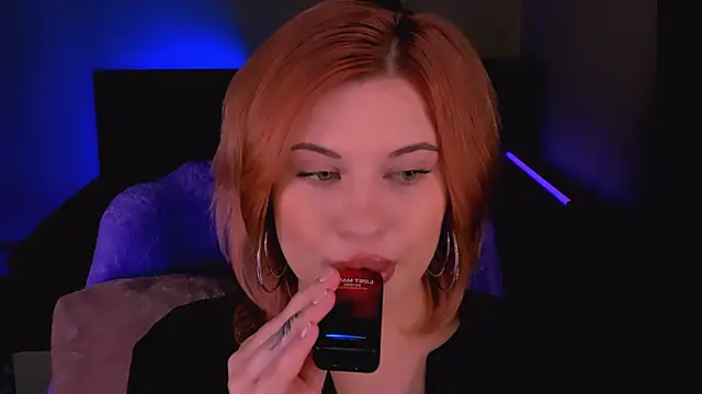 Snapshot of evaharve chatting on 11, 10, 2025 evaharve online show from 11, 10, 2025