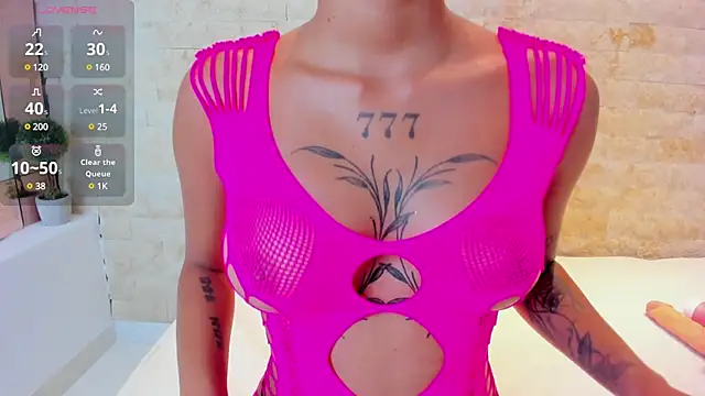 mia roldan  online show from 22, 1, 2025