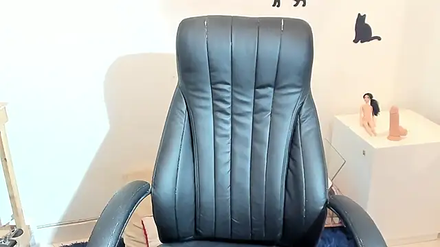 sweetnea online show from 6, 2, 2025