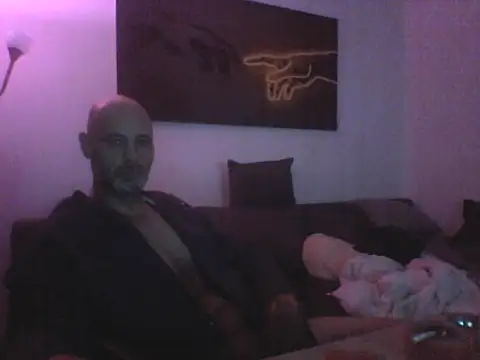 Snapshot of Avamereandmikel chatting on 29, 10, 2025 Avamereandmikel online show from 29, 10, 2025