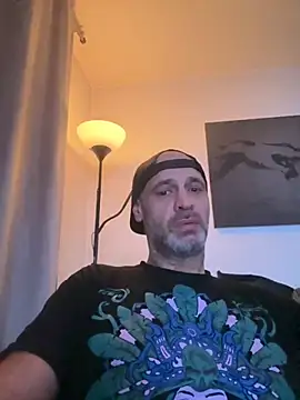 Snapshot of Avamereandmikel chatting on 7, 11, 2025 Avamereandmikel online show from 7, 11, 2025