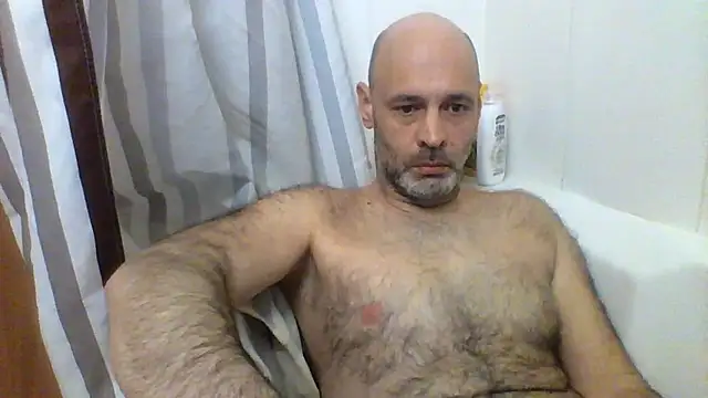 Snapshot of Avamereandmikel chatting on 23, 2, 2026 Avamereandmikel online show from 23, 2, 2026