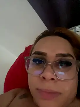 Snapshot of Dulce_smith_1 chatting on 14, 11, 2025 Dulce smith 1 online show from 14, 11, 2025