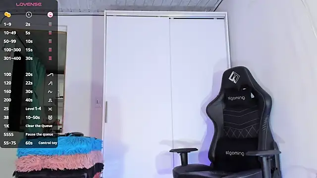 Snapshot of Dulce_smith_1 chatting on 9, 1, 2026 Dulce smith 1 online show from 9, 1, 2026