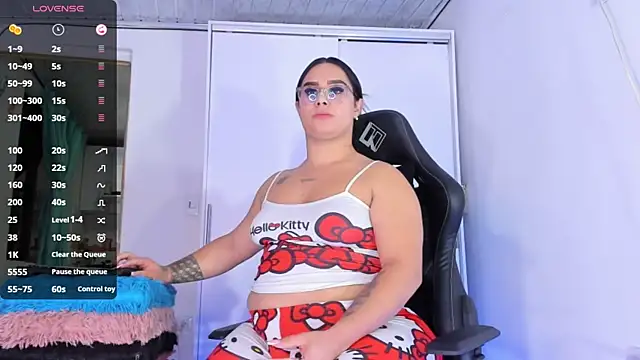 Snapshot of Dulce_smith_1 chatting on 12, 1, 2026 Dulce smith 1 online show from 12, 1, 2026