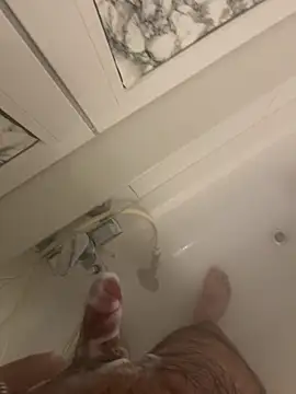 Snapshot of Loco42- chatting on 30, 12, 2024 Loco42- online show from 30, 12, 2024