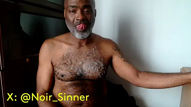 Snapshot of sinnernoir chatting on 25, 4, 2026 sinnernoir online show from 25, 4, 2026