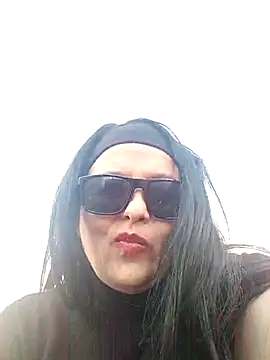 Snapshot of Emily_andre chatting on 5, 3, 2025 Emily andre online show from 5, 3, 2025