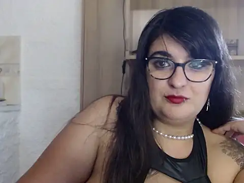 infiernowoman23 online show from 18, 1, 2025