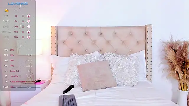 Snapshot of marilynrossy chatting on 9, 2, 2025 marilynrossy online show from 9, 2, 2025