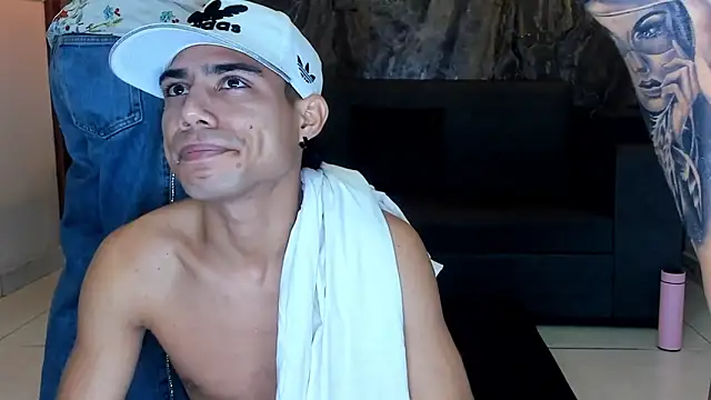 Duodreamhot online show from 16, 12, 2024