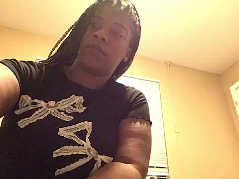 Snapshot of Eboni03 chatting on 15, 12, 2024 Eboni03 online show from 15, 12, 2024