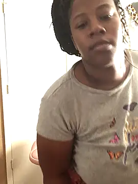 Snapshot of Eboni03 chatting on 30, 9, 2025 Eboni03 online show from 30, 9, 2025