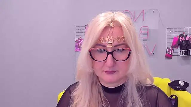 ChristyBrooks online show from 16, 1, 2025